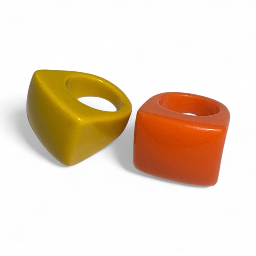 Bold Geometric Yellow and Orange Rings